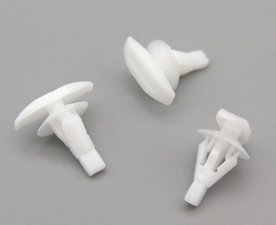 Mitsubishi Door Seal Rubber Weather Strip Plastic Clip